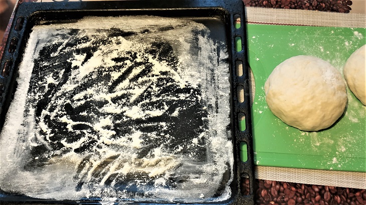 Тонкий осетинский пирог - готовим противень